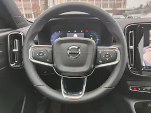 Volvo EX40 Twin Black Edition AWD