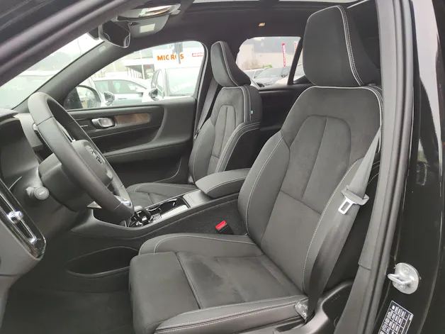 Volvo EX40 Twin Black Edition AWD