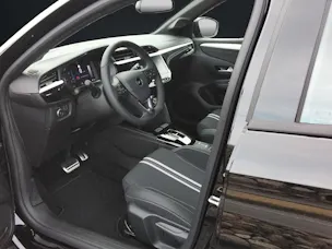 Opel Corsa 1.2 T Hybrid Limited Edition