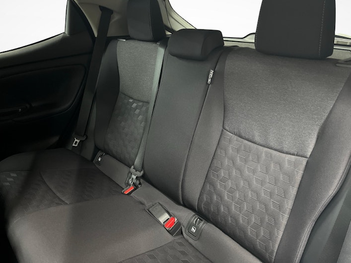 Vehicle image TOYOTA YARIS