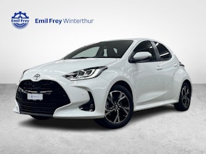 Vehicle image TOYOTA Yaris 1.5 VVT-i HSD Trend