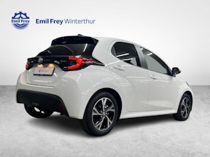 Vehicle image TOYOTA Yaris 1.5 VVT-i HSD Trend