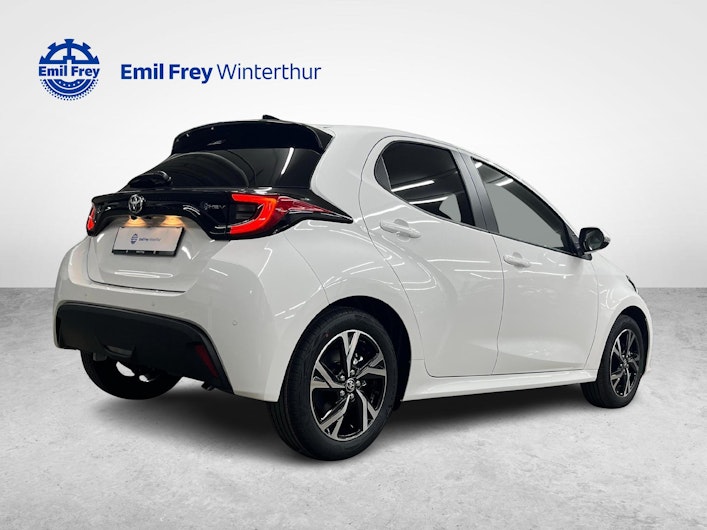 Vehicle image TOYOTA YARIS