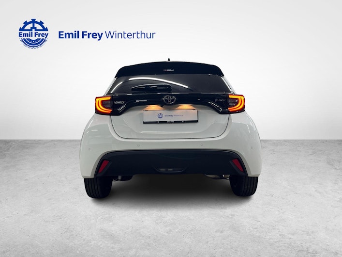 Vehicle image TOYOTA YARIS