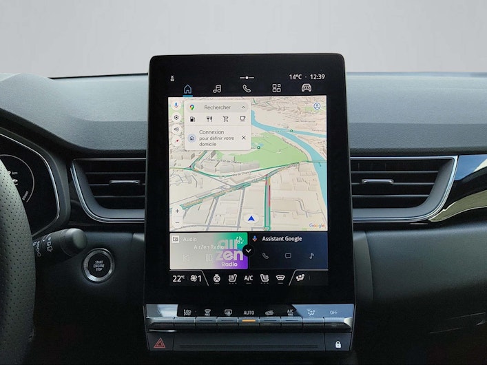 Vehicle image MITSUBISHI GRANDIS