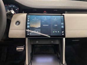 Vehicle image LAND ROVER Discovery Sport 2.0 D I4 200 Dynamic S