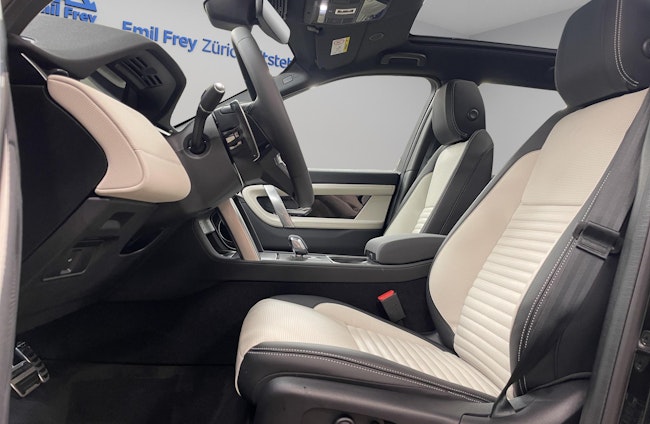 Vehicle image 6 Vehicle image 6