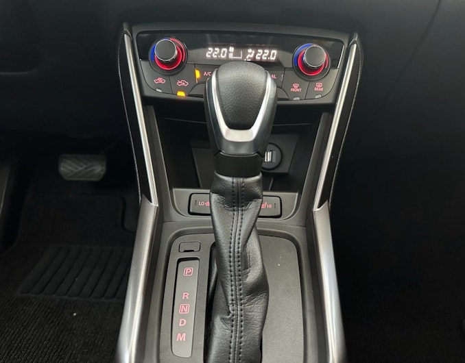 Vehicle image SUZUKI S-CROSS