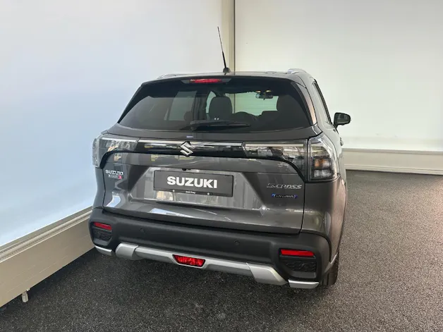Suzuki S-Cross 1.4 T Compact Top Hybrid 4x4