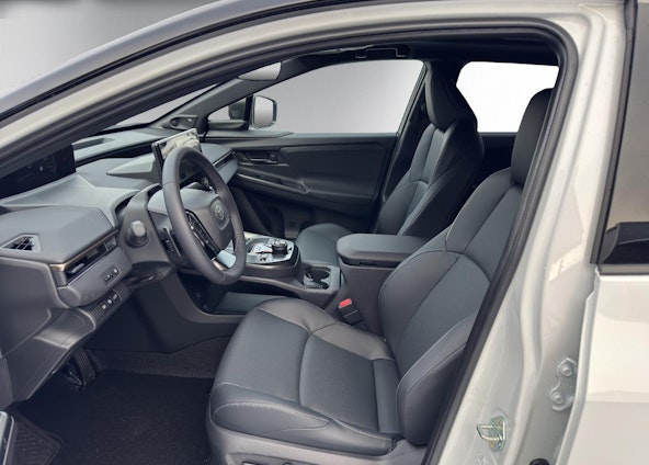 Vehicle image 8 Vehicle image 8