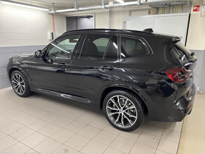 Vehicle image BMW X3