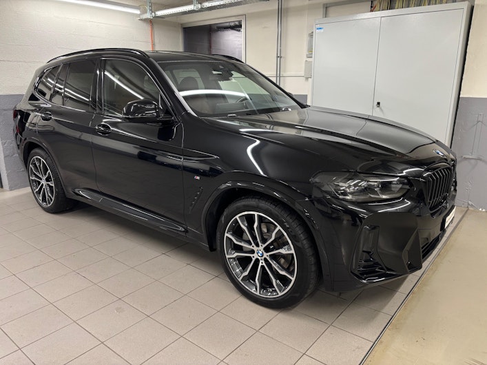 Vehicle image BMW X3