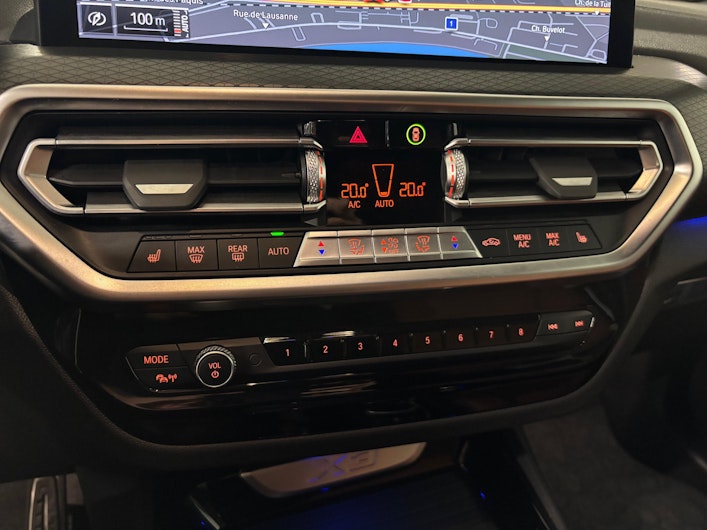 Vehicle image BMW X3