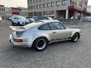 Porsche 911 Carrera 3.0 RS Replica