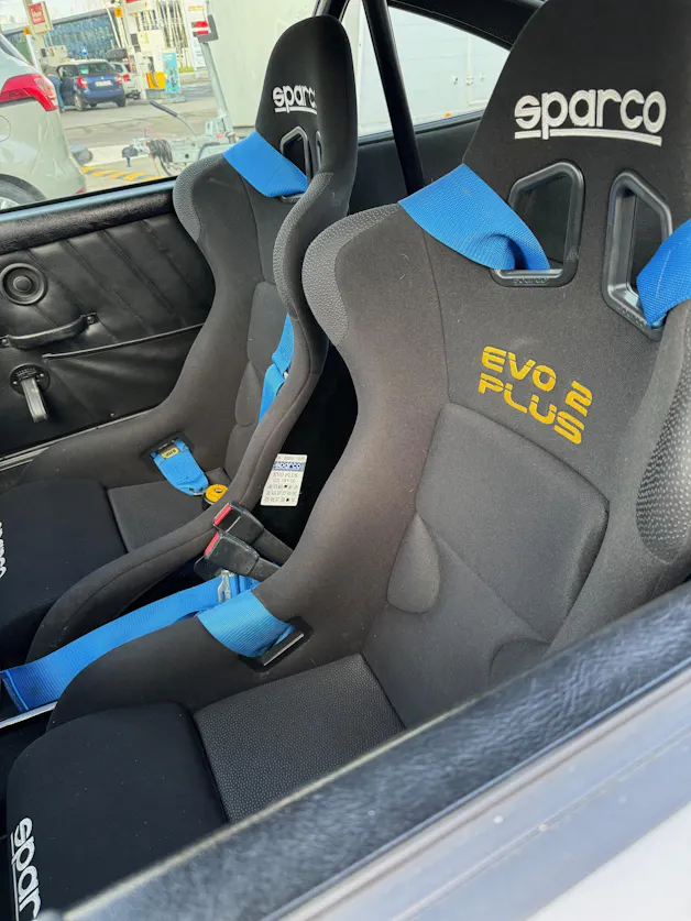 Porsche 911 Carrera 3.0 RS Replica