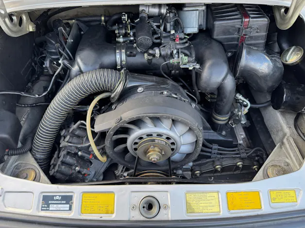 Porsche 911 Carrera 3.0 RS Replica