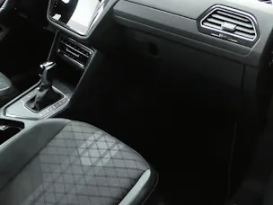 VW Tiguan 1.4 TSI PHEV R-Line SELECTION DSG