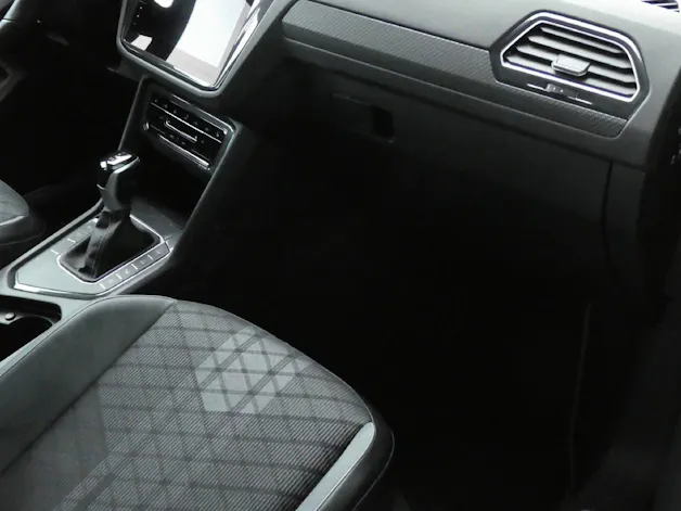 VW Tiguan 1.4 TSI PHEV R-Line SELECTION DSG