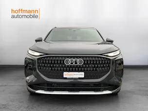 Audi Q3 SUV e-hybrid 200 kW S tronig