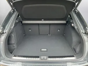 Audi Q3 SUV e-hybrid 200 kW S tronig