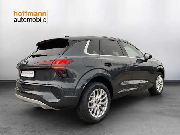 Audi Q3 SUV e-hybrid 200 kW S tronig