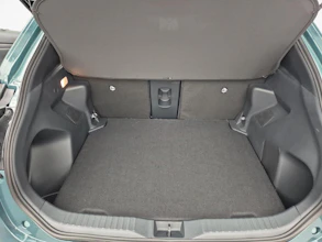 https://vehicle.imgix.net/4139553/aedccdc9-0514-43ad-8b97-eca6486e5a6d.jpg