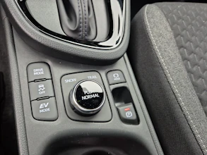https://vehicle.imgix.net/4139553/b179365c-6f99-4895-8b56-a2d2bc7f5613.jpg