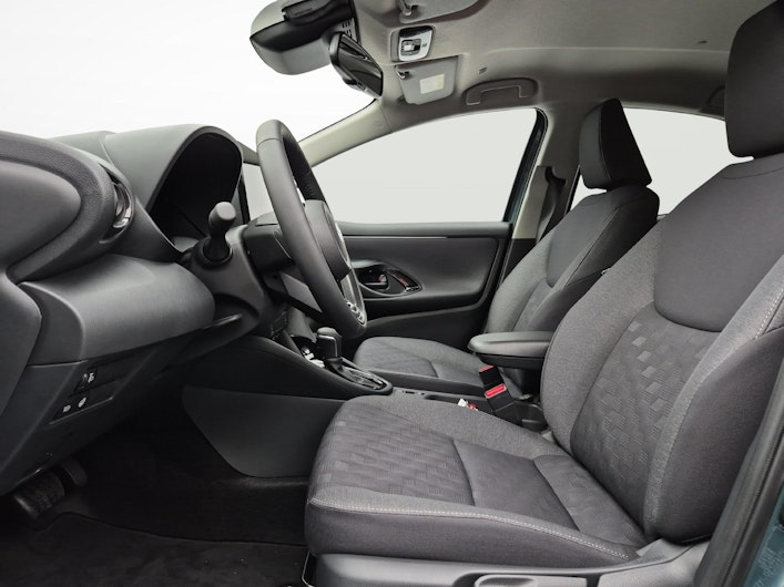 Vehicle image TOYOTA YARIS