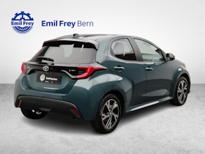 Vehicle image TOYOTA Yaris 1.5 VVT-i HSD Trend