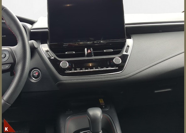 Vehicle image 14 Vehicle image 14