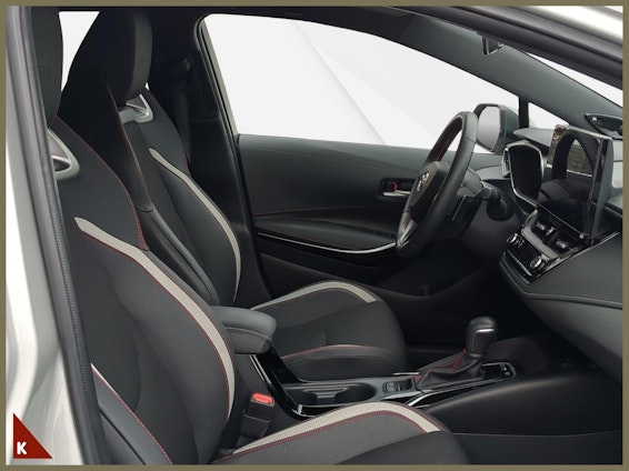 Vehicle image 17 Vehicle image 17