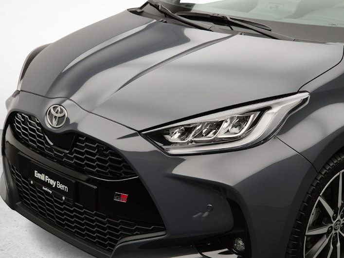 Fahrzeugbild TOYOTA YARIS