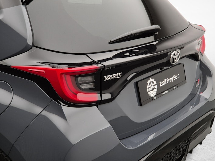 Fahrzeugbild TOYOTA YARIS