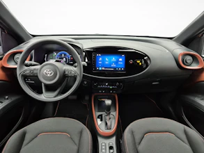 https://vehicle.imgix.net/4139560/a3357788-89a1-41f5-98ee-6e8d6e22a60d.jpg
