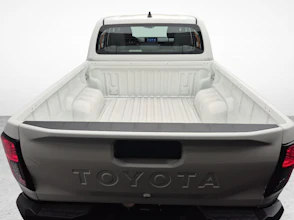 https://vehicle.imgix.net/4139562/d4855dd4-a687-42b8-b9c1-dd167fd89df2.jpg