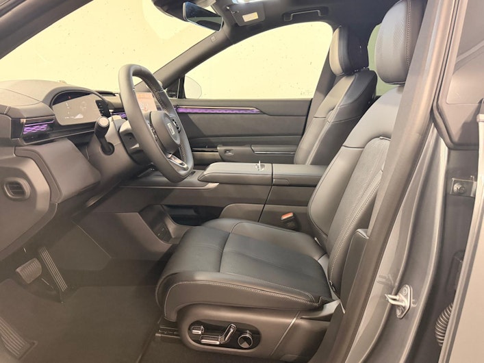 Vehicle image ZEEKR X