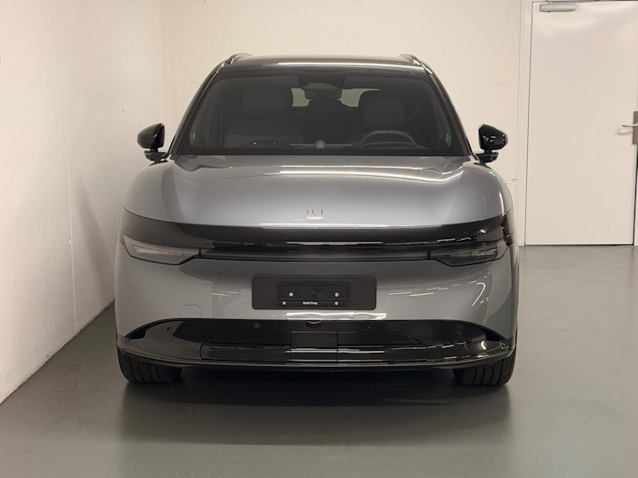 Vehicle image ZEEKR X