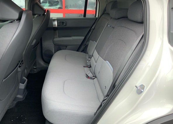 Vehicle image 5 Vehicle image 5