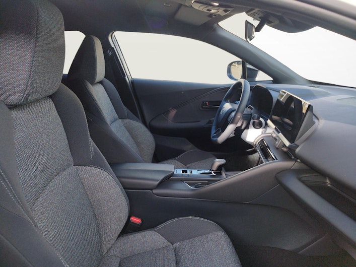 immagine del veicolo TOYOTA C-HR