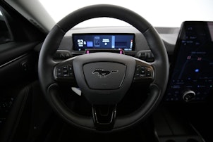 Vehicle image FORD Mustang Mach-E Standard