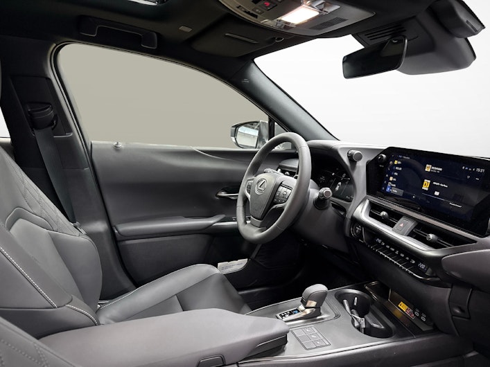 Vehicle image LEXUS UX