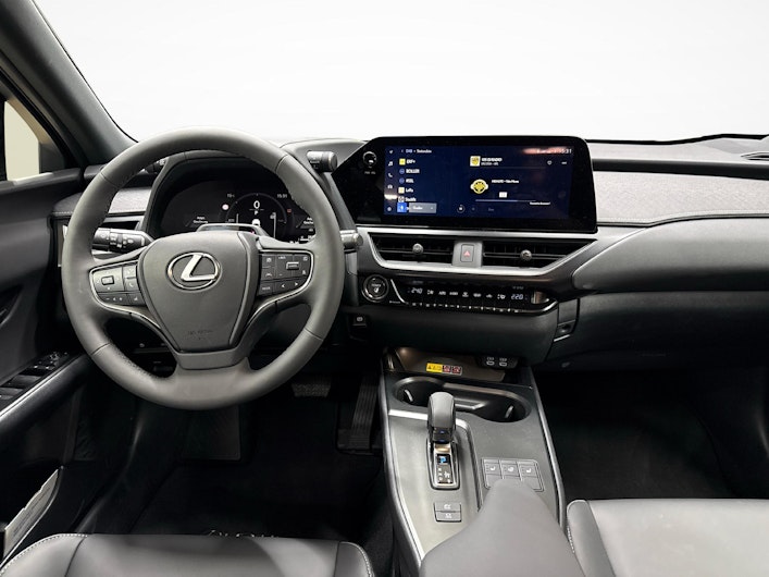 Vehicle image LEXUS UX