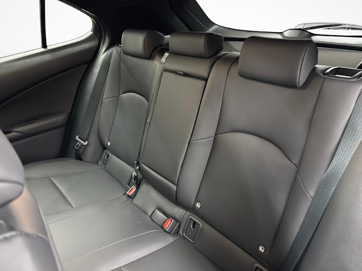 Vehicle image LEXUS UX