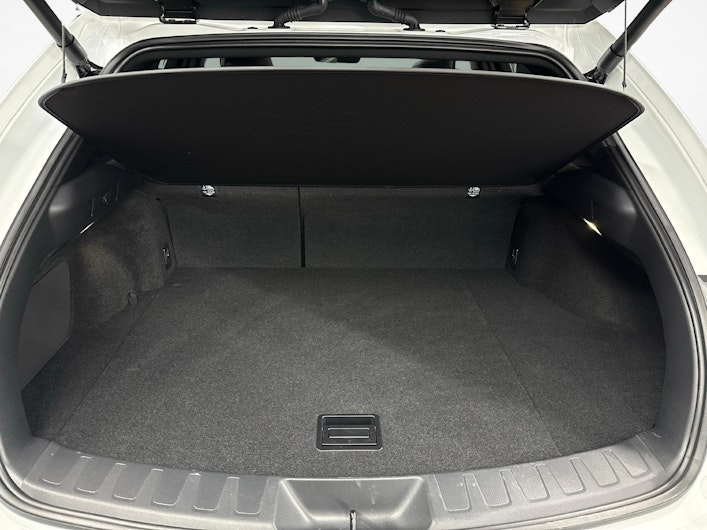 Vehicle image LEXUS UX