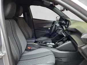 Peugeot 2008 1.2 Hybrid 145 Allure Premium