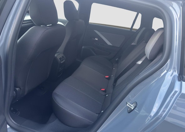 Vehicle image 14 Vehicle image 14