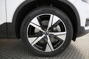 Vehicle image VOLVO XC40 P8 Twin Plus AWD