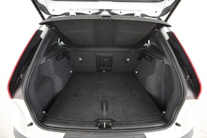 Vehicle image VOLVO XC40 P8 Twin Plus AWD