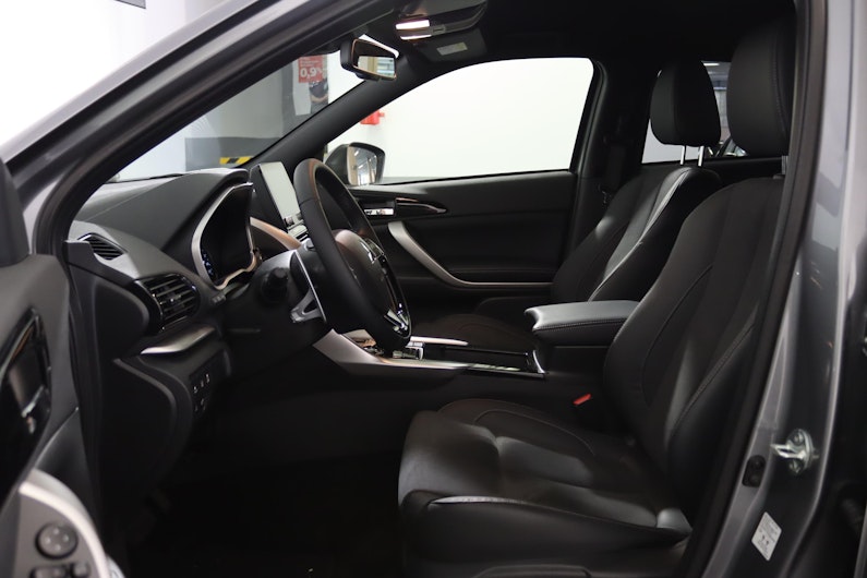 Vehicle image MITSUBISHI ECLIPSE CROSS