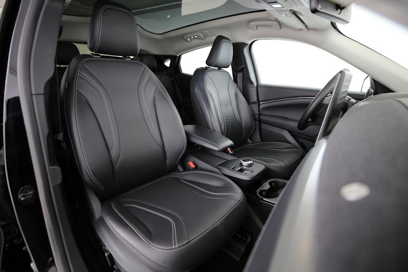 Vehicle image FORD MUSTANG MACH-E